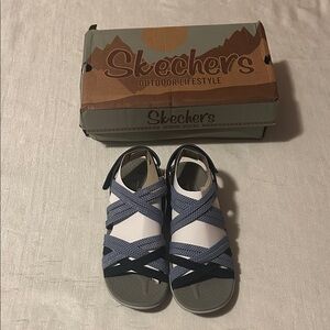 Skechers Woman’s Navy and White Sandals